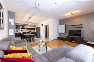 Red home apartment with private parking