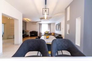 Red home apartment with private parking