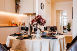 WF Pulse Riverview with Terrace and Free Parking