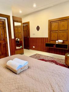 Walisons Homestay , Rose - 2 BHK Ground Floor