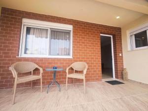 Modern Rhodes Patio House near Old Town