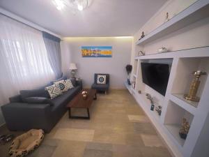 Modern Rhodes Patio House near Old Town