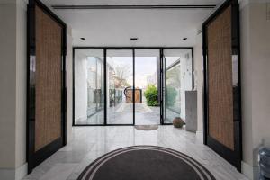 Ultra Luxury , Private ,Full Sea View