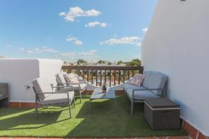 Casa Flores - Rooftop Sunset Terrace Apt, Pool View near Beaches