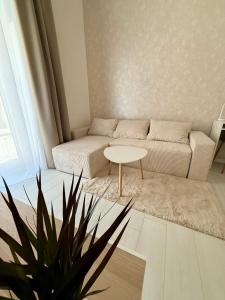 Mate Gold Apartment III