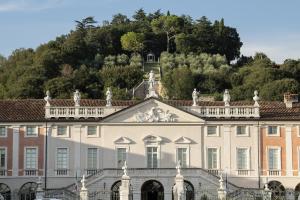 Villa Fenaroli Palace Hotel