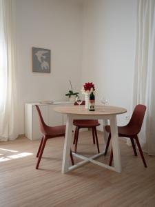 Calm&Chic Suite Near Main Train Station