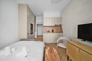 Quiet City Retreat Studio - 10 min from Main Station