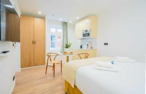 Charming Studio A C 2P Hyper centre St Tropez
