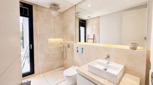 Villa Altos Puente Romano Private Pool Rooftop Jacuzzi Gym