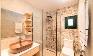 Istron Homes