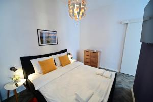 FLH - Wall Street Sibiu Central Apt