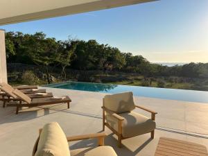 Luxury Villa Isolana Pag with heated pool