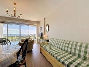 Studio 33m² à Quiberon, proche centre, animaux admis, parking inclus - FR-1-478-96