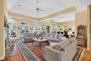 TB127: 127 Turnberry Drive