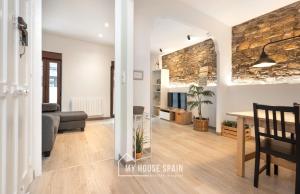 MyHouseSpain - Apartamento renovado en edificio clásico