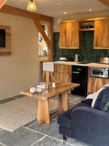 Luxury Woodland Retreat near Lyme Regis with outdoor copper bath tub
