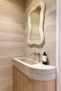 Refined Apartment a c 1CH 4P - Champs de Mars
