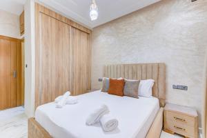 Central & Elegant Apartment near Café Blanco Fez