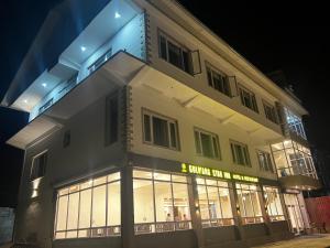 gulmarg peak view resort
