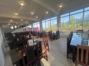 gulmarg peak view resort