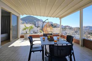 Deep Blue Rooftop - 111 - Happy Rentals