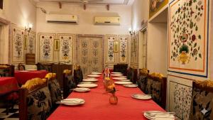Mahal Khandela-A Heritage Hotel