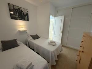 CASA TORRECILLA LINDA Adosado 2 Dormitorios a 50 metros de la Playa Torrecilla Nerja
