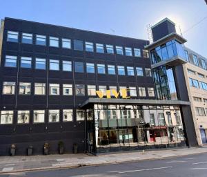 Spacious Mezzanine Studio in Central Hastings