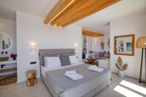 Ionic Suites