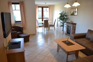 Zinnowitz - 3 separate Wohungen Frankstr 6 mit WLAN, ruhig, 1xEG mit Terrasse und 2xOG