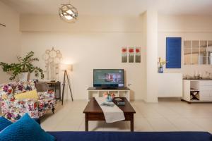 Blue Iris: Stylish apartment just 10 minutes walk from Old Town Chania
