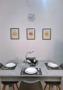 AMORES ROMA APARTMENT Family & Friends, 4min da Metro A & 15min per Centro