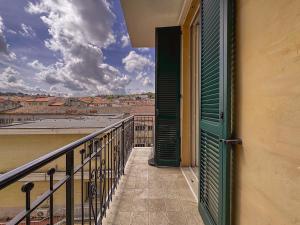 Central Ancona: 6 guests stay by Host Hero