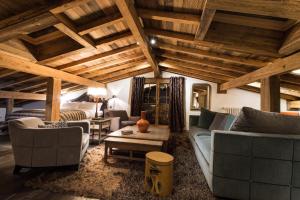 Hotels Le Chalet Blanc : Suite