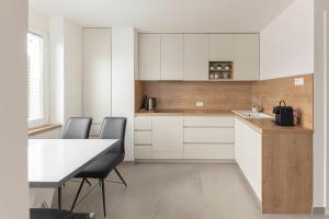 BH ROSE Apartment