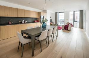 High Floor Modern Apartment with Gym & Lift in Kings Cross
