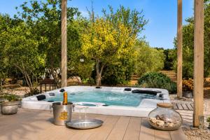 Trullo Happy Sunrise