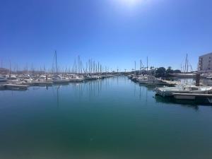 Rodella by Pom, centre port, climatisation