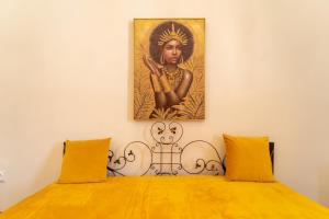 Grand Historic Residence with New Luxury Marble Design-Main Square