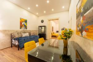 Grand Historic Residence with New Luxury Marble Design-Main Square