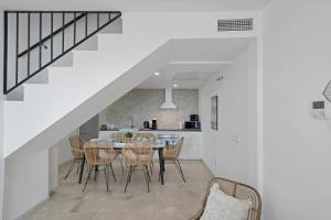 Duplex contemporaneo con increibles vistas al mediterraneo - CASCADA DE RIVIERA C1