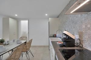 Duplex contemporaneo con increibles vistas al mediterraneo - CASCADA DE RIVIERA C1