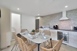 Duplex contemporaneo con increibles vistas al mediterraneo - CASCADA DE RIVIERA C1