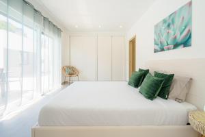 Azura Villa with private pool
