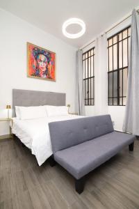 Elegant Historic 2BR with Quiet Patio Walk to Zocalo