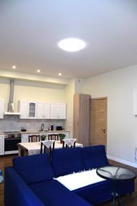 Spacious apartment by the park