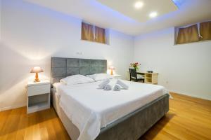 Viktor apartment