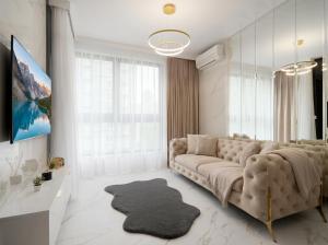 Golden Apartments Warsaw - Premium Stay at Grzybowska 37