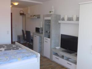 36 II - Holiday apartment with sea view - North-facing balcony